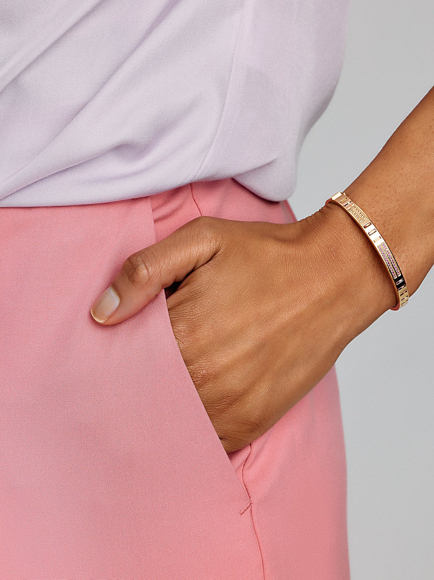 Juju Bangle - Dot Dash Smokey Topaz Size 17 MCM