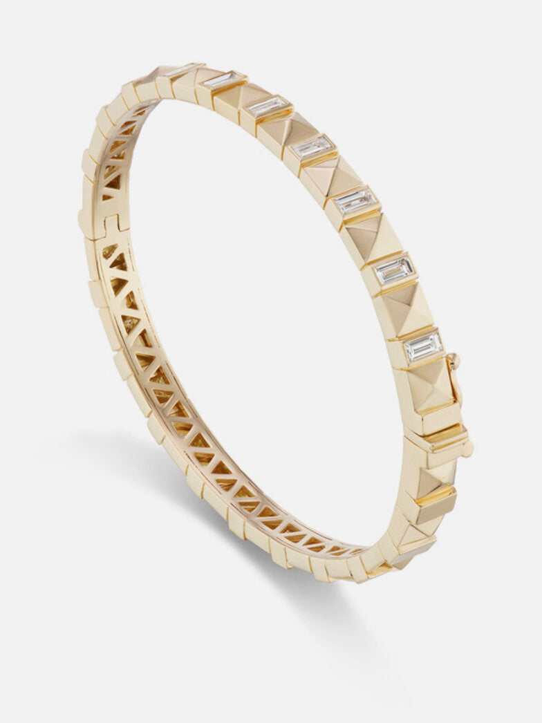 Pyramid Stud Bangle Diamond Size 17 MCM