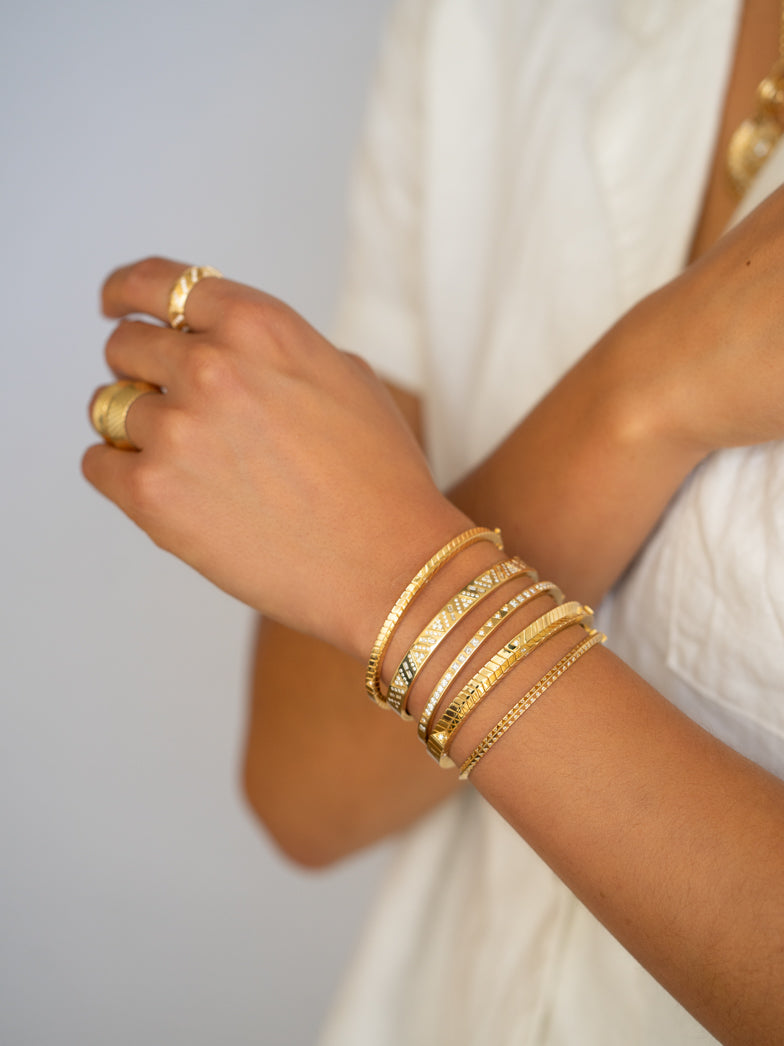 Skinny Juju Bangle Diamond | 18k Gold Fine Jewelry | Harwell Godfrey