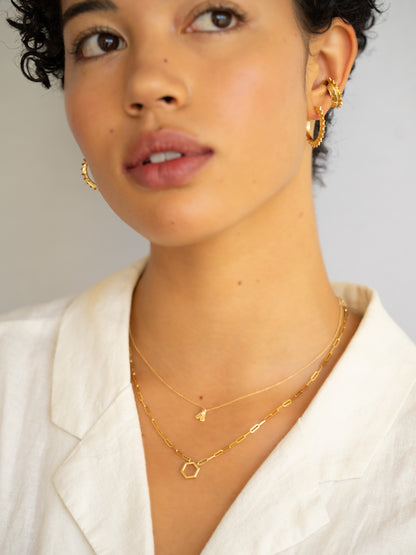 16-18" Tiny Fly Pendant Necklace
