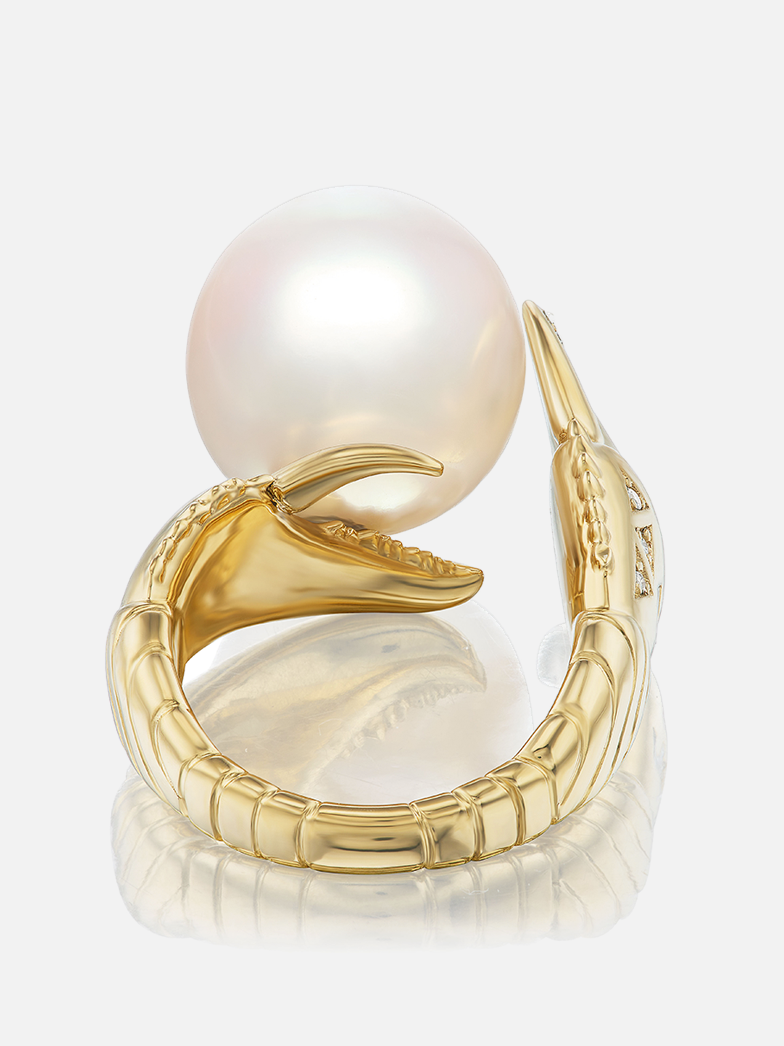 White Pearl Claw Ring