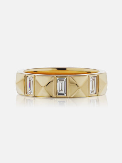 Diamond Pyramid Baguette Band